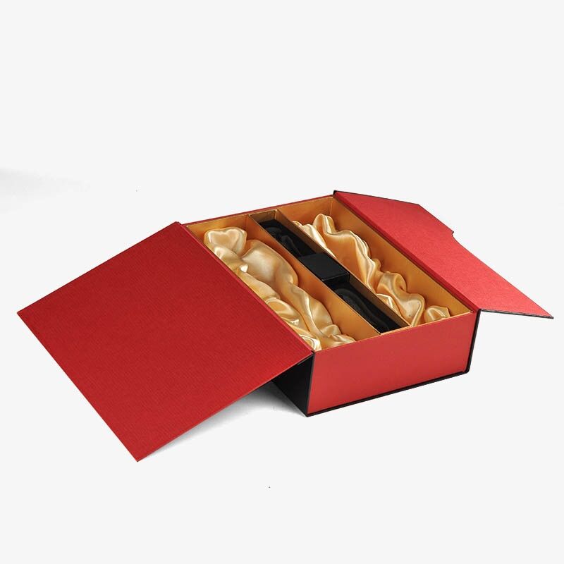 magnetic closing box with insert magnetic closing box with insert